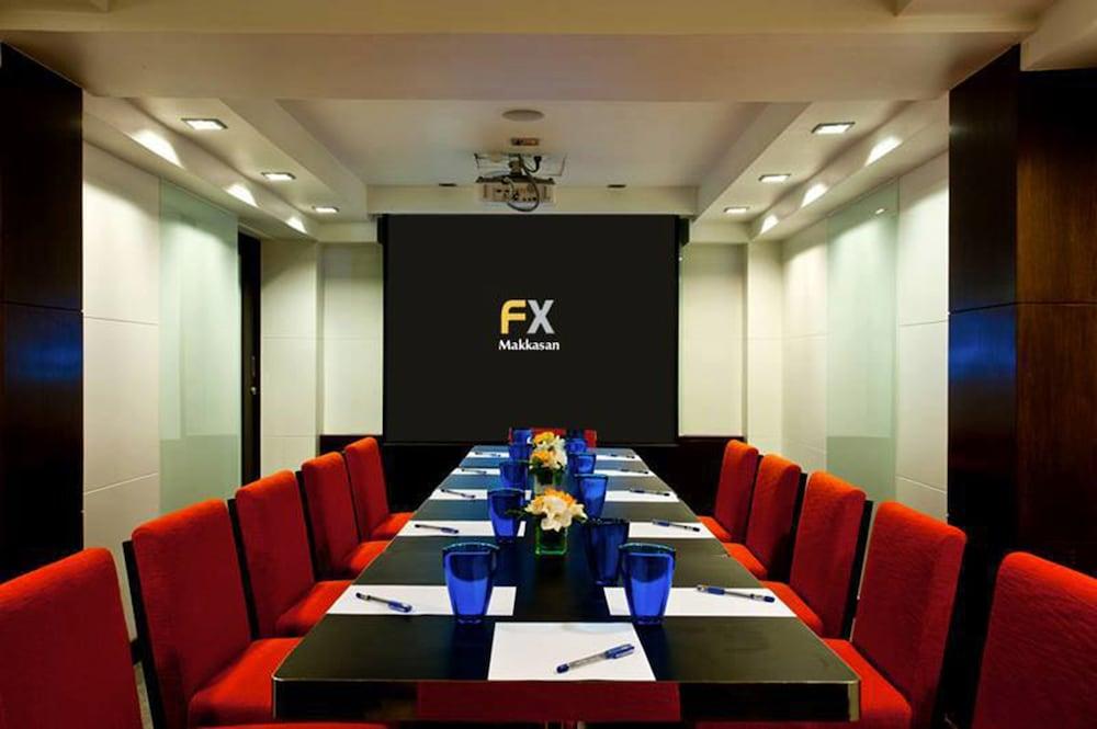 Fx Hotel Metrolink Makkasan Bangkok Exterior foto