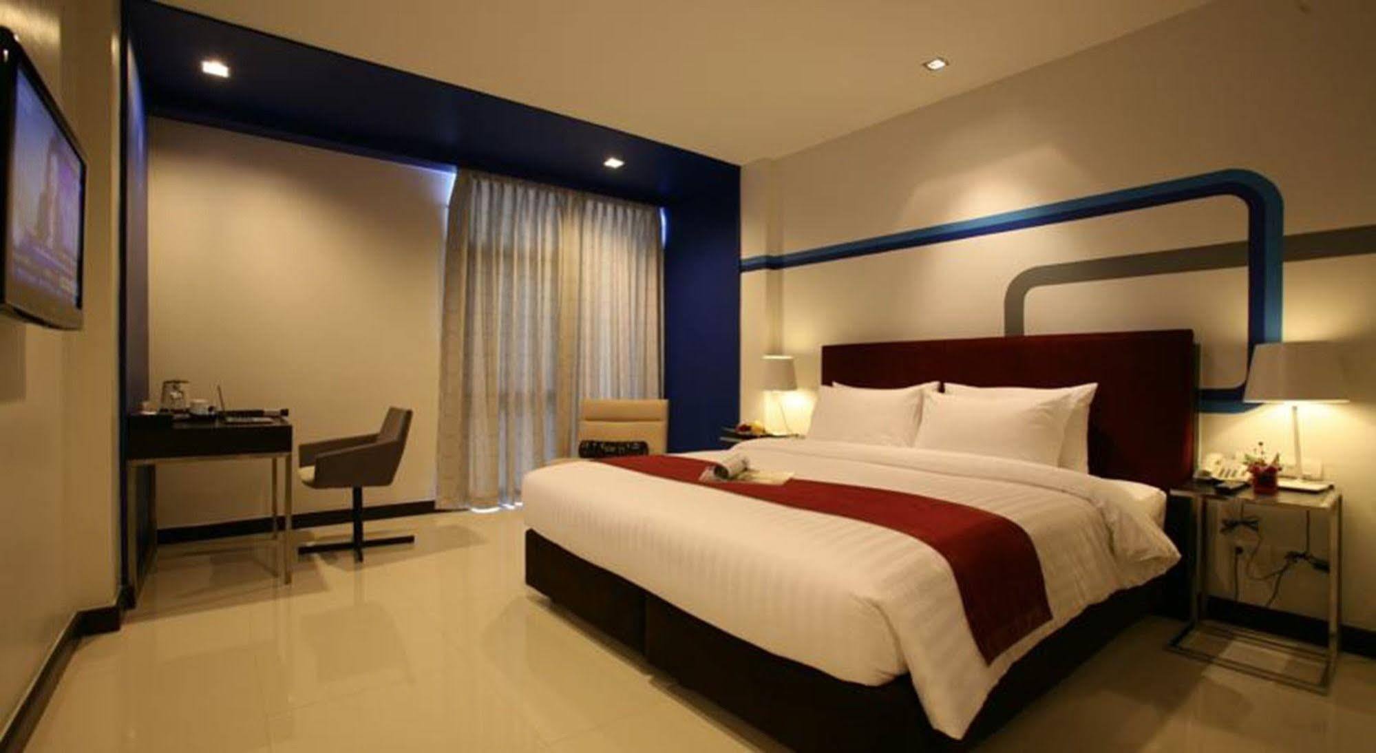 Fx Hotel Metrolink Makkasan Bangkok Exterior foto