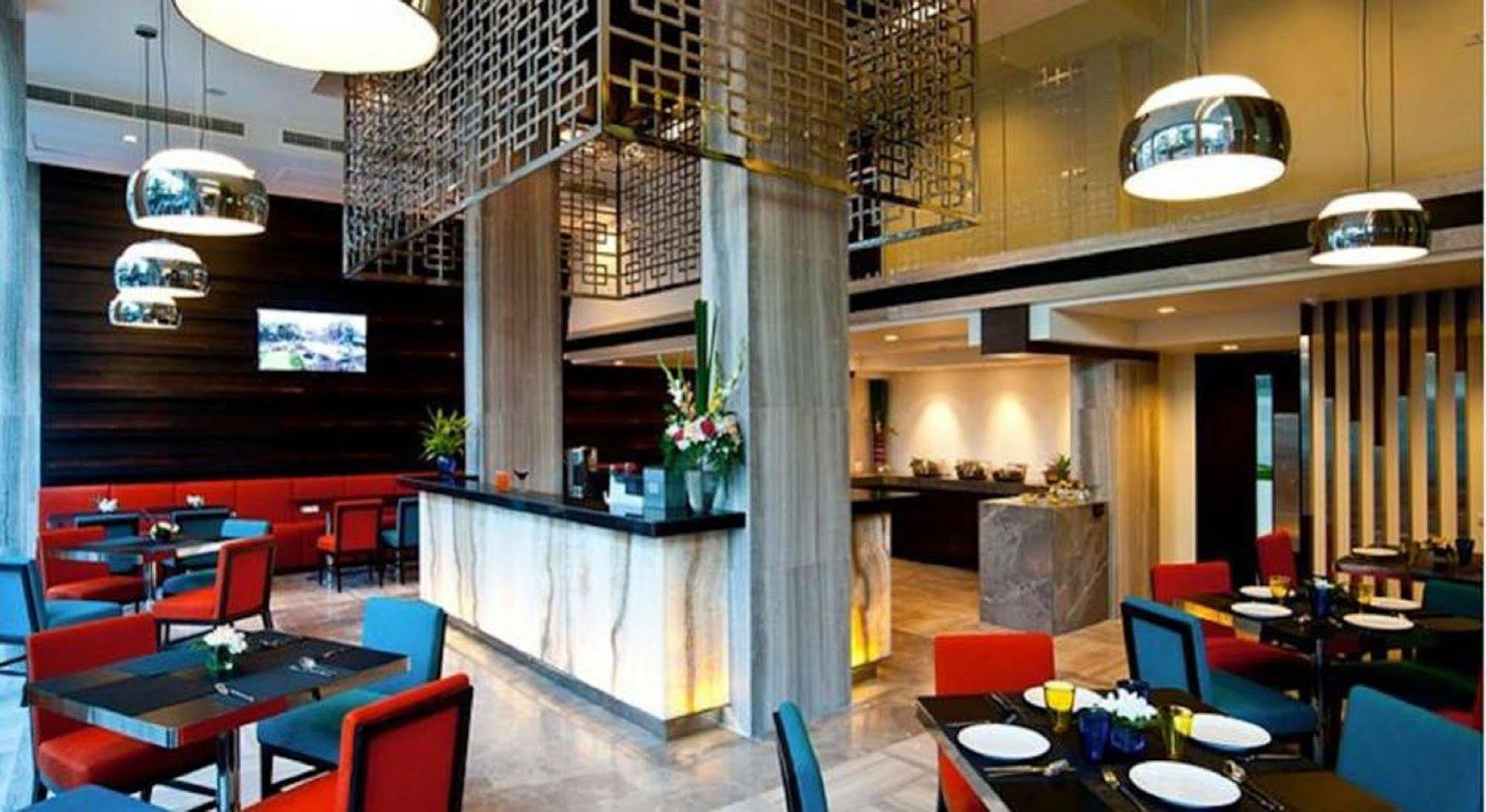 Fx Hotel Metrolink Makkasan Bangkok Exterior foto